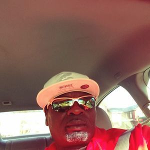 Meet your Posher, Thomas